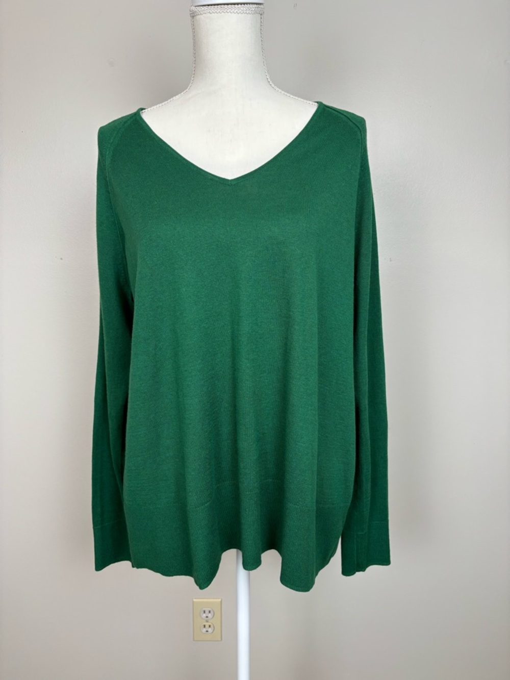 J Jill Sweater Womens LP Silk Cotton V-Neck Knit Raglan Relaxed in Green